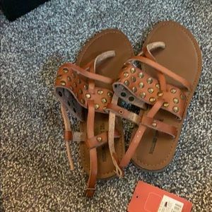 Mossimo t strap sandals with studs